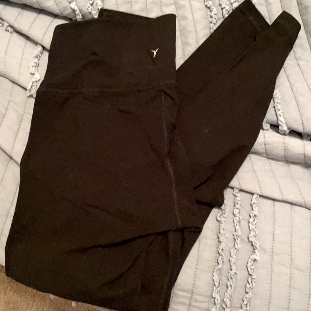 Old Navy black cotton leggings